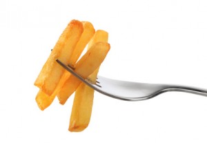 Pommes Frites auf Gabel